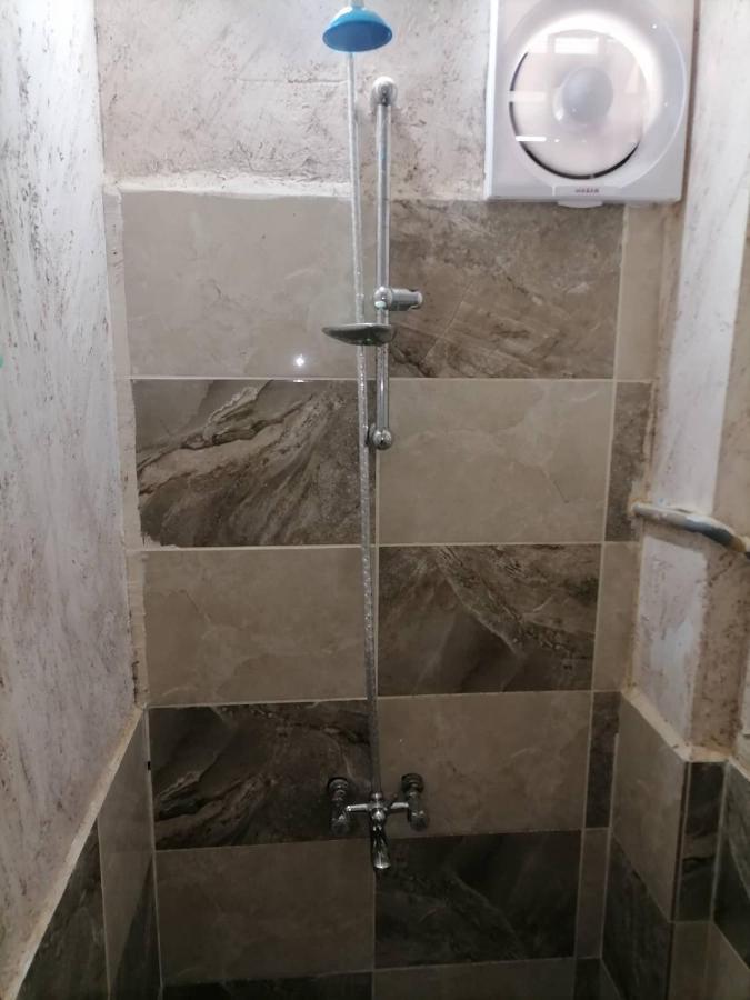 Guest House Hazem Al Azraq ash Shamālī Eksteriør billede